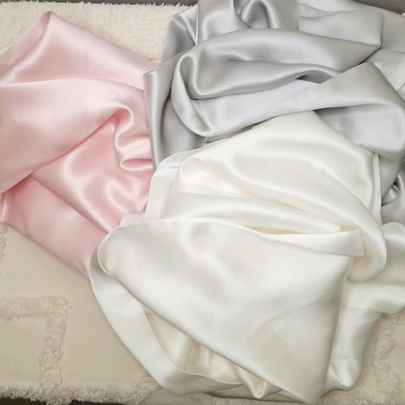 NEW The Golden Arch 100% Silk 22 Momme Pillowcase Pink, Size K - Picture 3 of 14